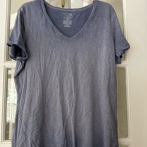 Time and Tru Gray V-Neck T-Shirt
